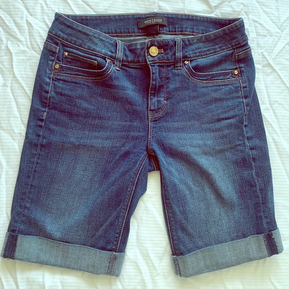 Women’s Bermuda shorts - White House black market